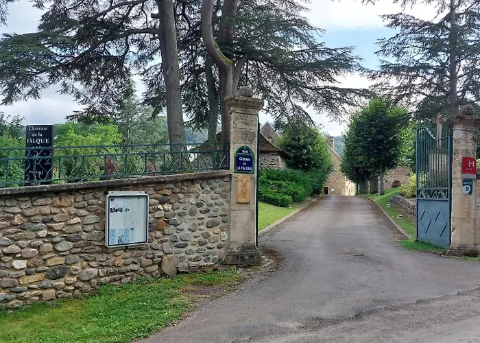 Chez Maika Et Etienne *