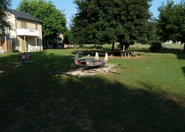 Chez Maika Et Etienne